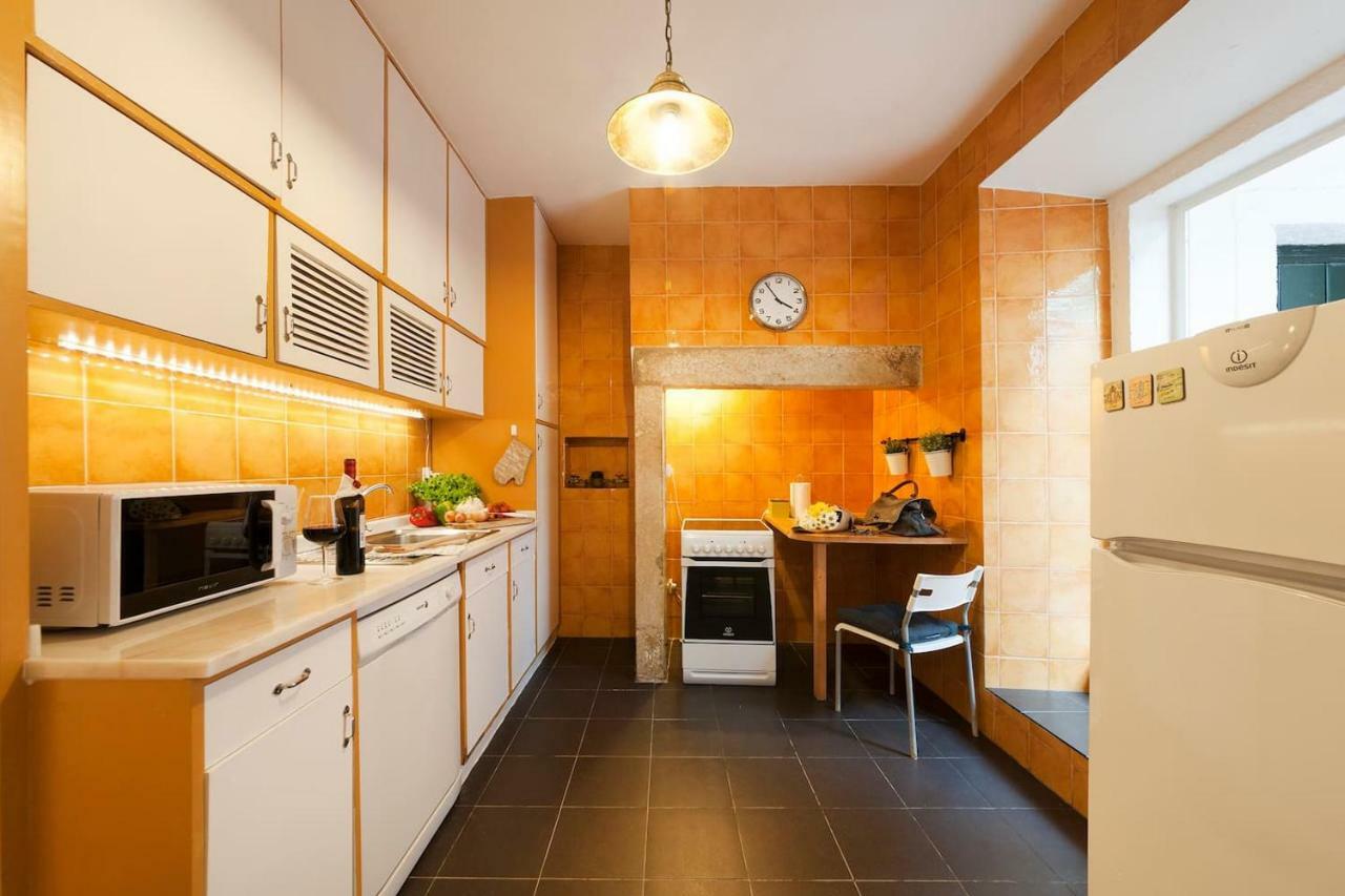 2 Bedroom With Patio Next To Avenida Da Liberdade Apartment *