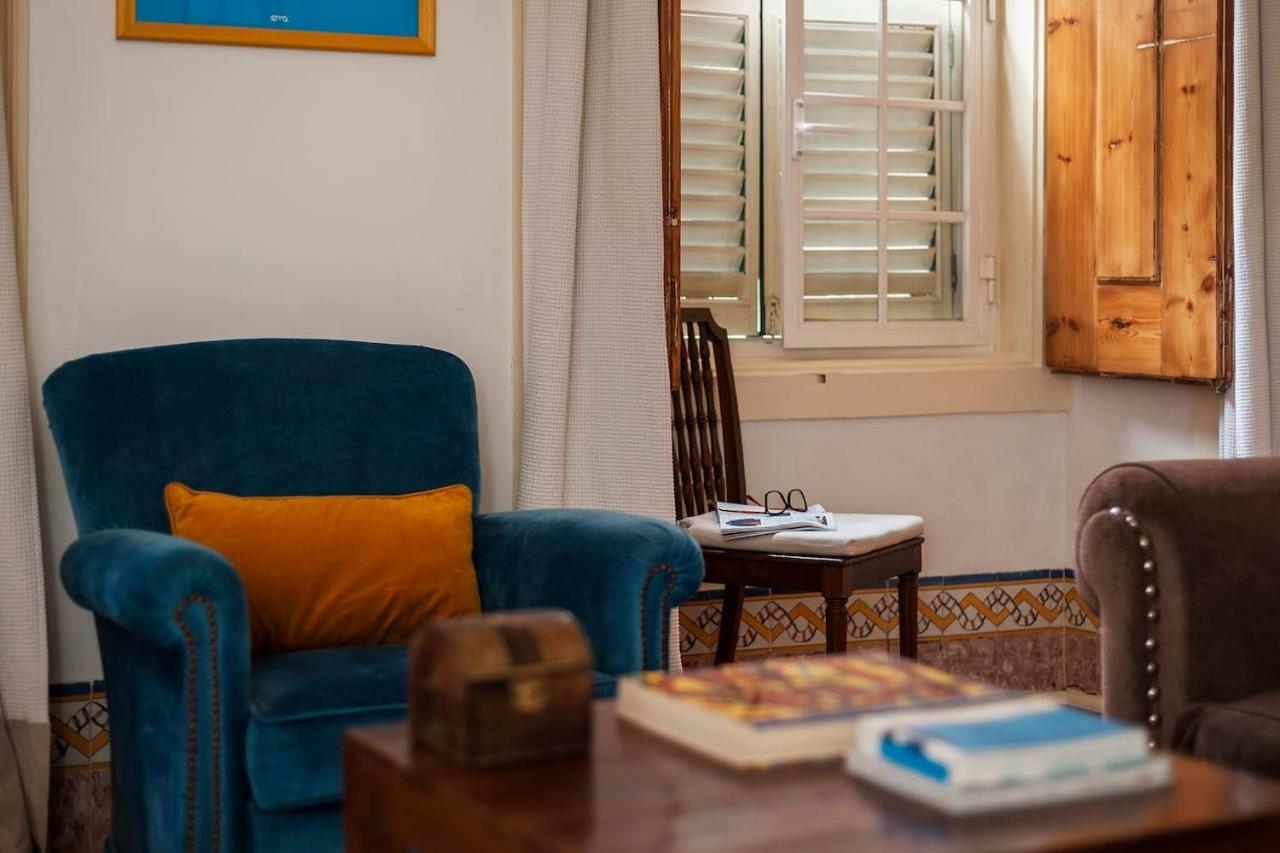 2 Bedroom With Patio Next To Avenida Da Liberdade Apartment *