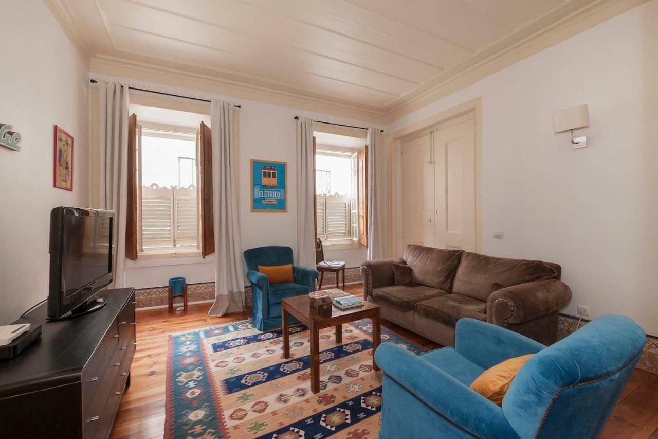 2 Bedroom With Patio Next To Avenida Da Liberdade *