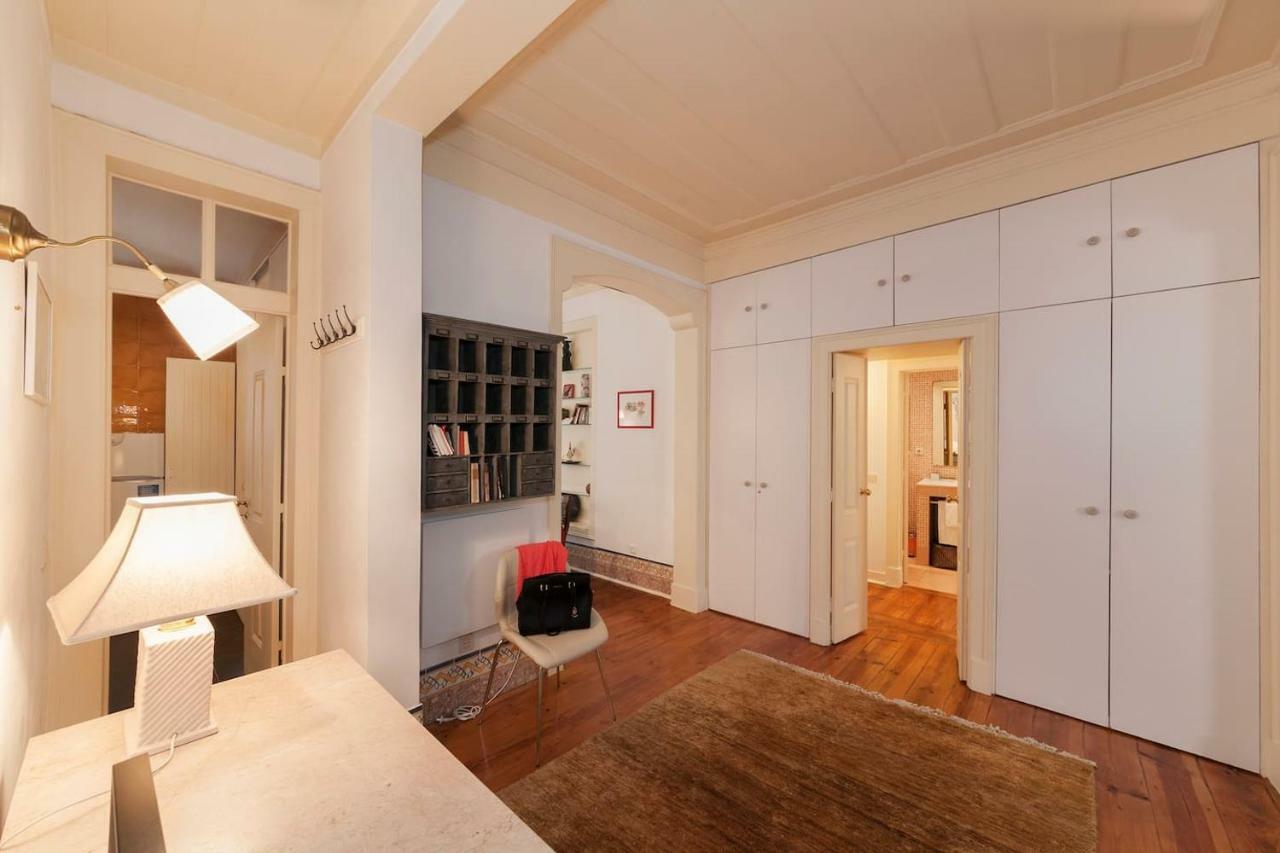2 Bedroom With Patio Next To Avenida Da Liberdade