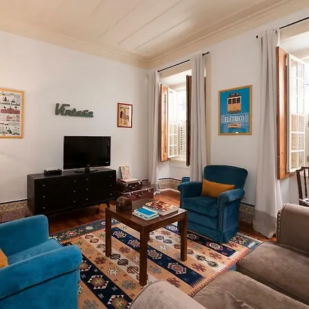 2 Bedroom Apartment With Patio Next To Avenida Da Liberdade Lisbon Exterior photo